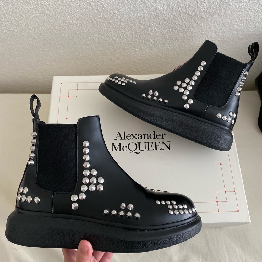 New Alexander Mcqueen Studded Hybrid Chelsea Boots
